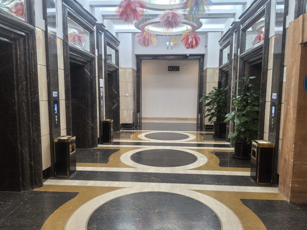 电梯厅1